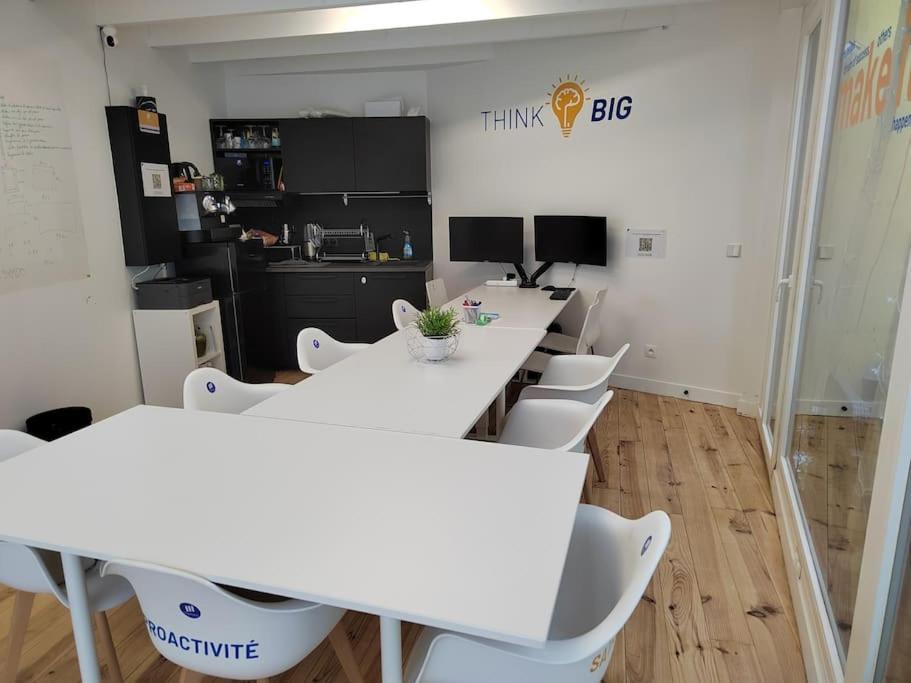 Superbe Appartement Avec Espace De Travail Nogent-sur-Seine Esterno foto
